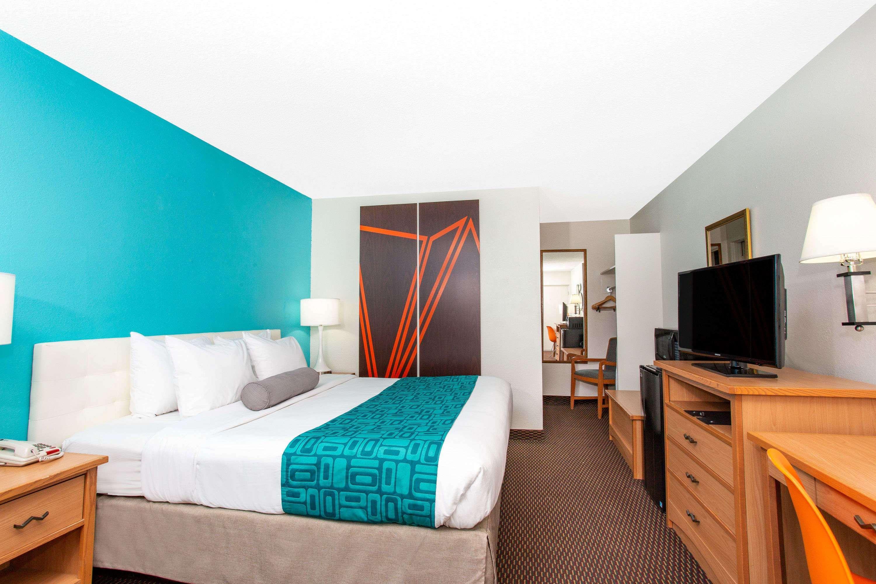Howard Johnson By Wyndham Colorado Springs Zewnętrze zdjęcie