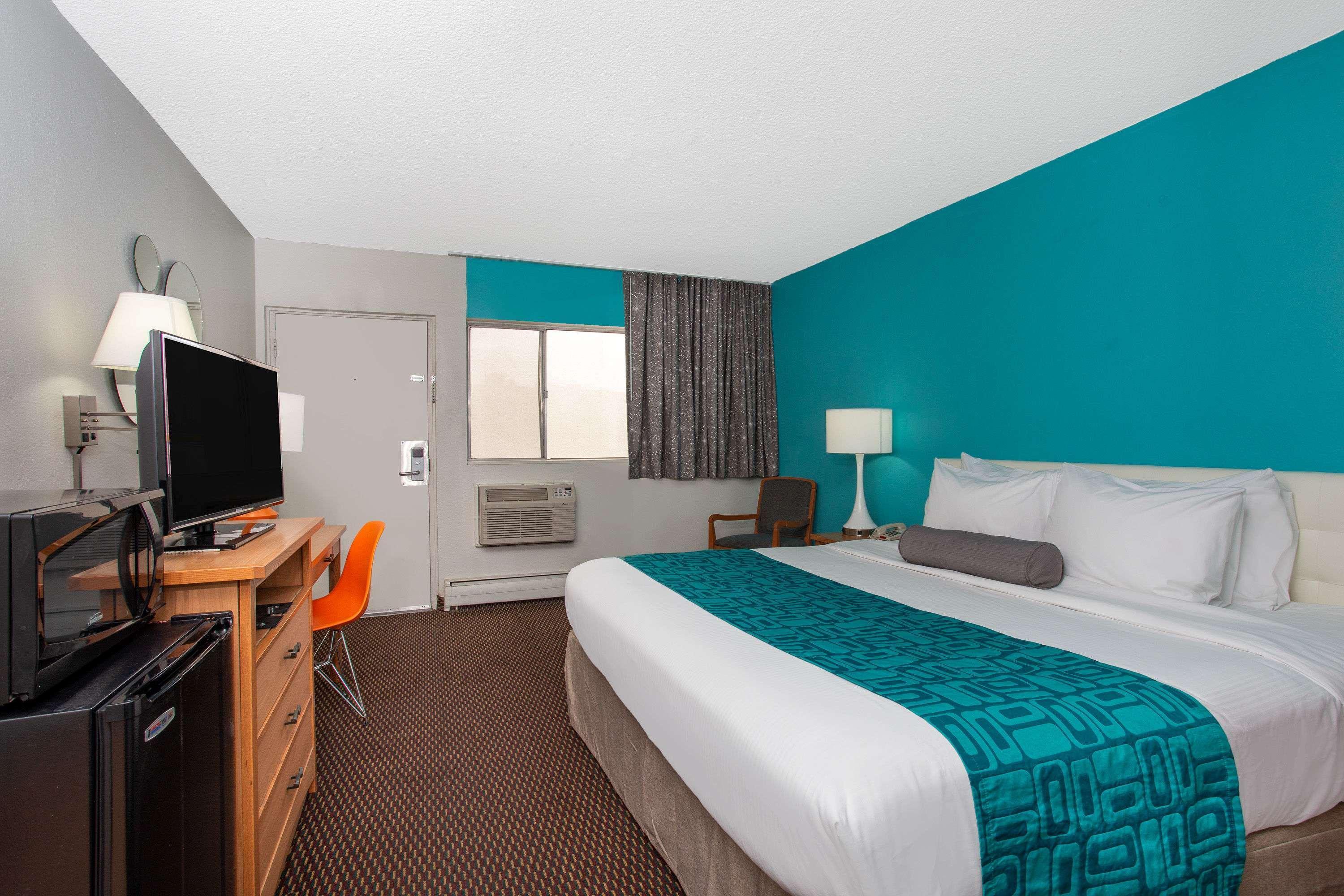 Howard Johnson By Wyndham Colorado Springs Zewnętrze zdjęcie