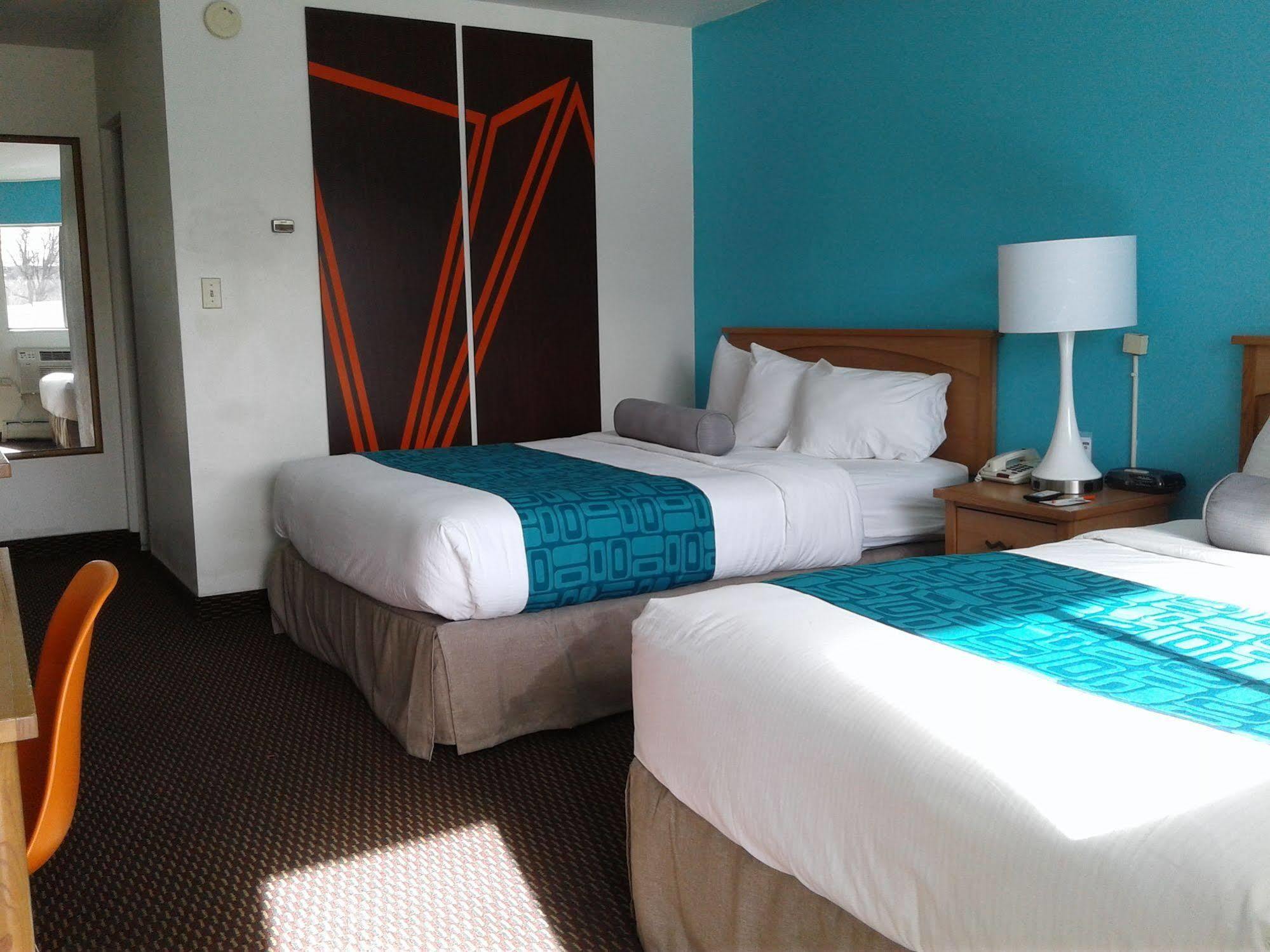 Howard Johnson By Wyndham Colorado Springs Zewnętrze zdjęcie