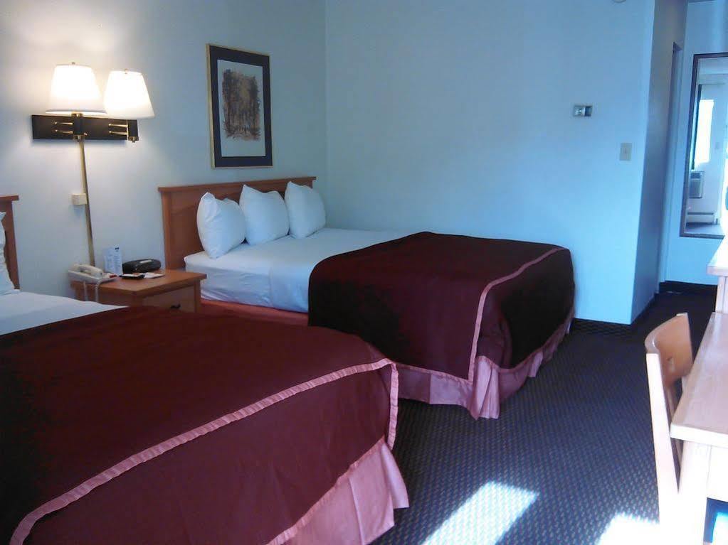 Howard Johnson By Wyndham Colorado Springs Zewnętrze zdjęcie